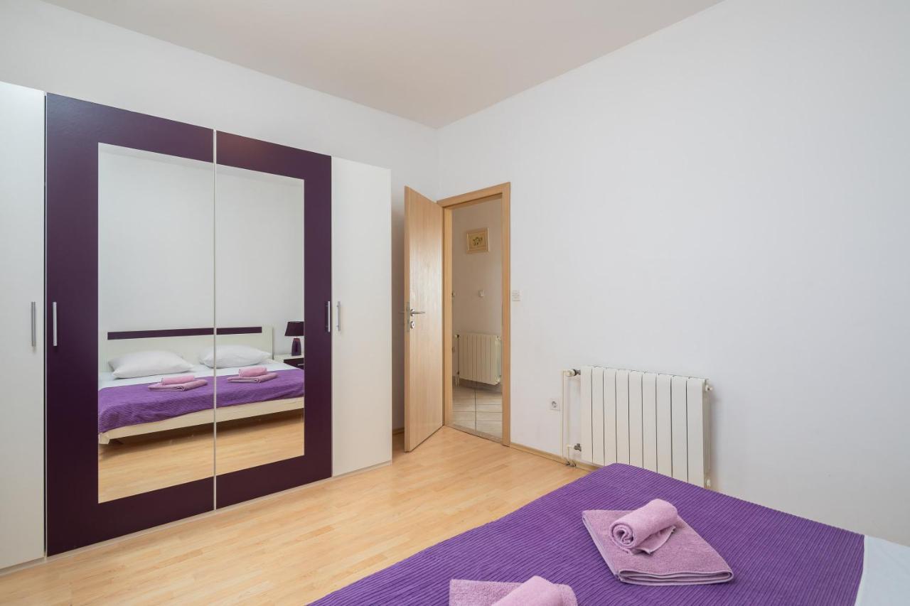 Azra Apartments Duće Kültér fotó